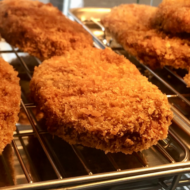 究極雪⾕メンチカツ